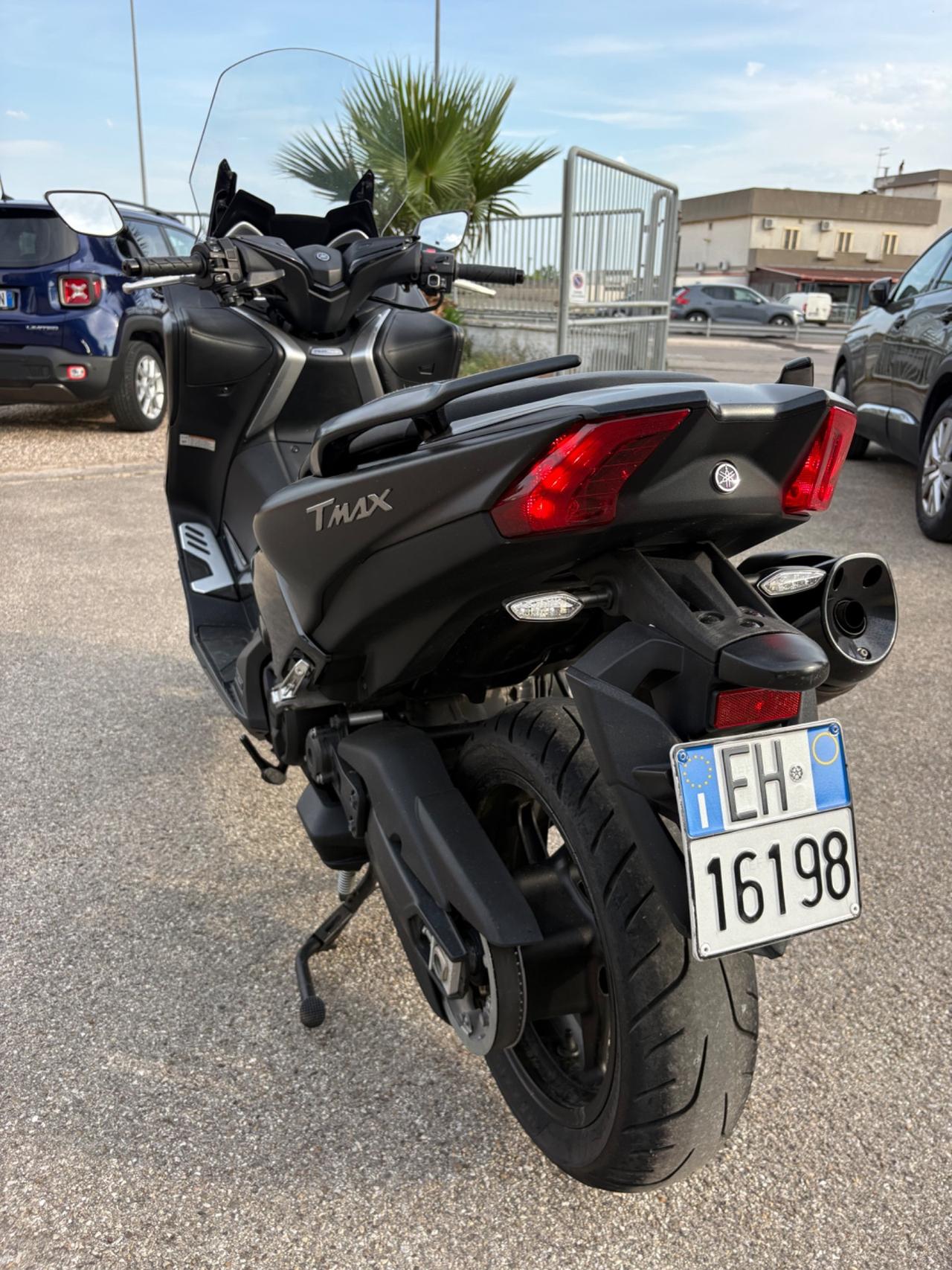 Yamaha T Max 530 SX ABS