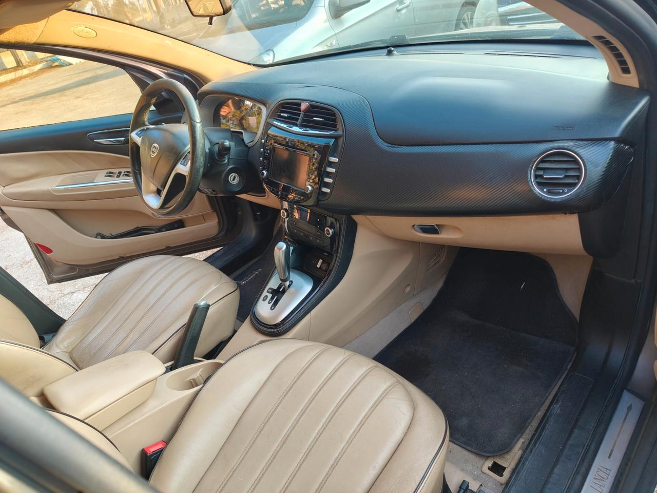 Lancia Delta 1.6 MJT Selectronic Platinum