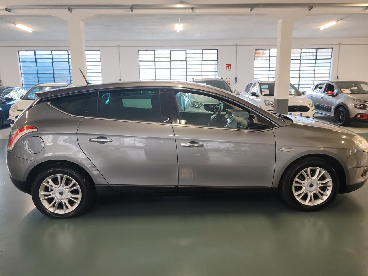 Lancia Delta 1.4 T-Jet 120 CV Argento Ecochic GPL