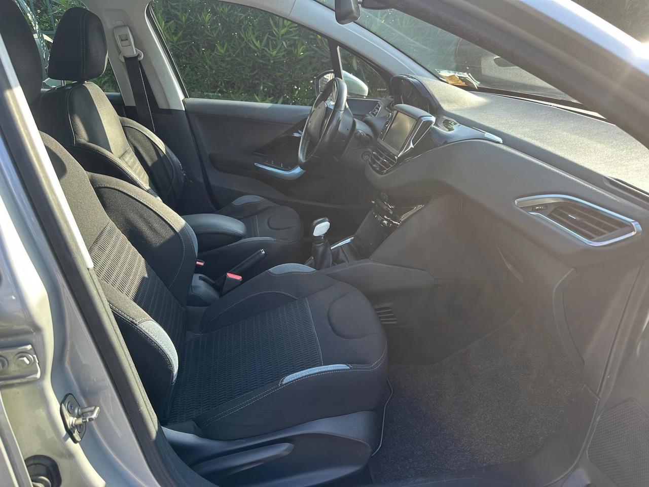 Peugeot 208 1.2 VTi 82 CV 5 porte Active