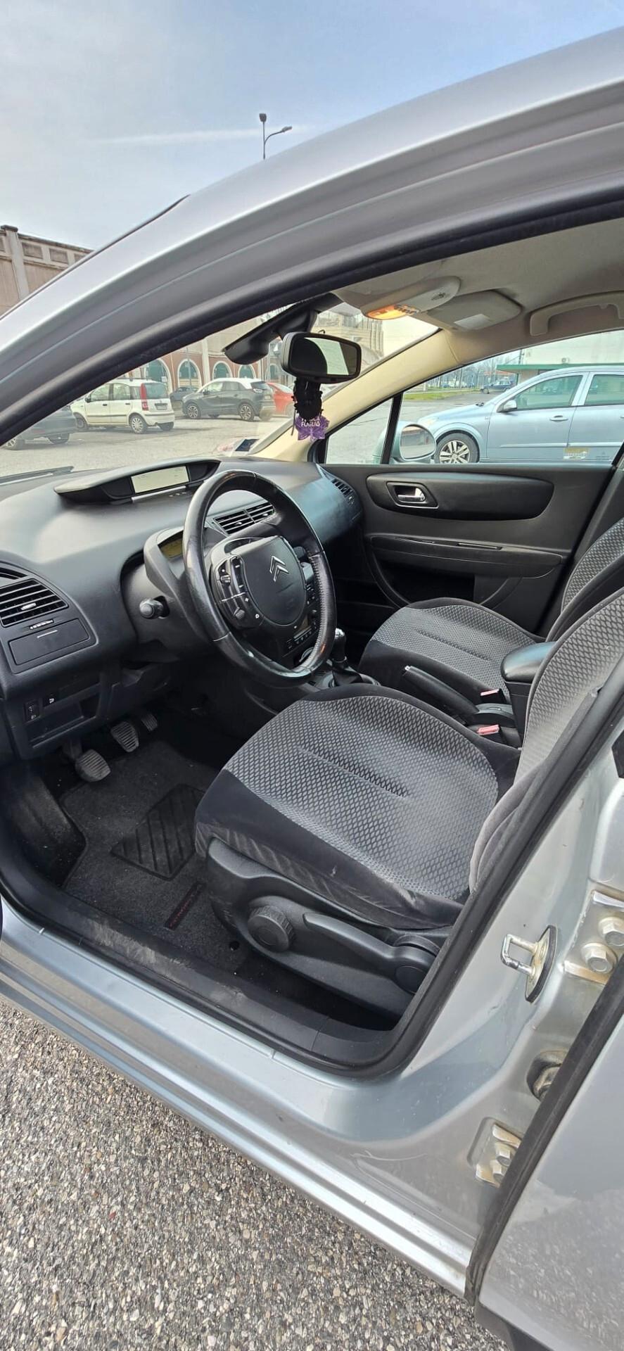 Citroen C4 1.4 BENZINA OK NEOPATENTATI