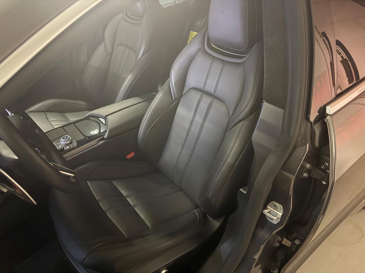 Maserati Ghibli V6 Modena