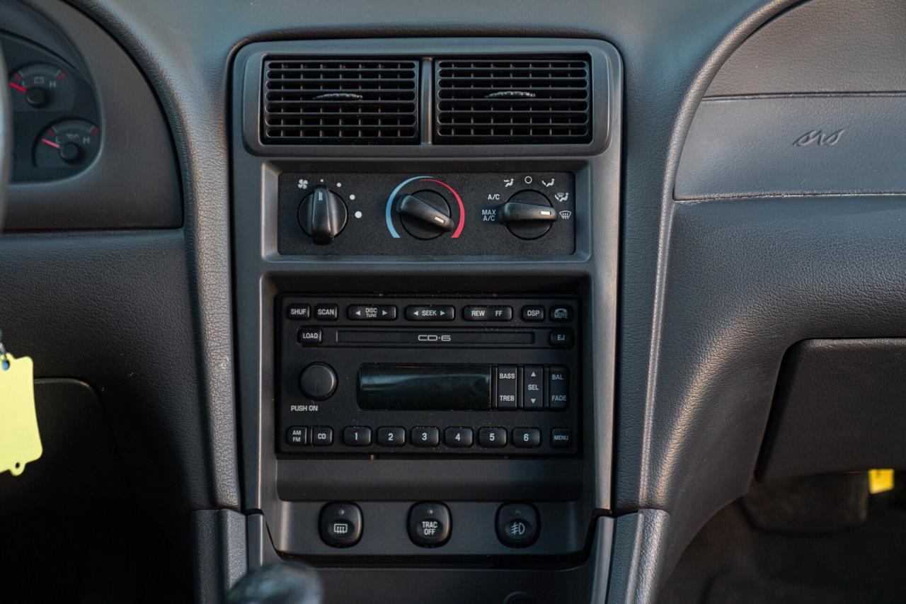 2002 FORD MUSTANG GT V8 SRS RDS01942