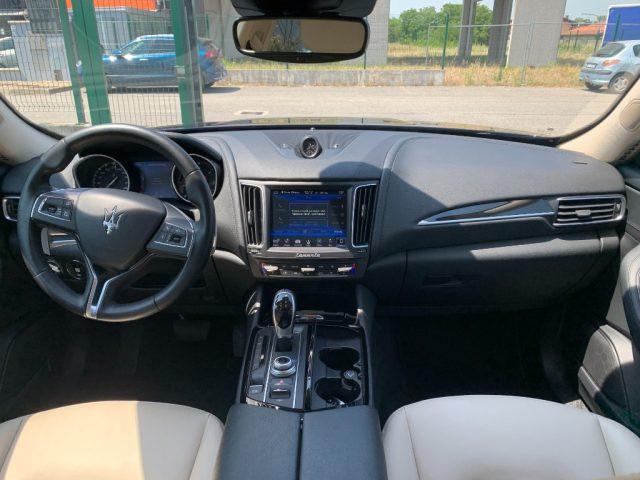 MASERATI Levante V6 Diesel 275 CV AWD Granlusso
