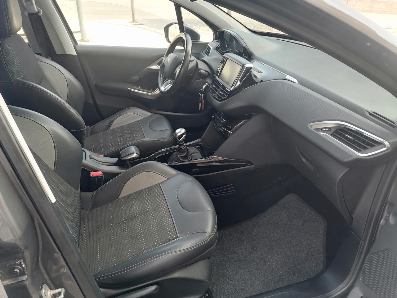 Peugeot 2008 1.6 BlueHDi 120 ALLURE 2017