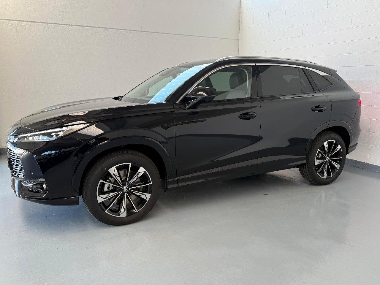 Mg HS 1.5 hybrid+ Luxury auto