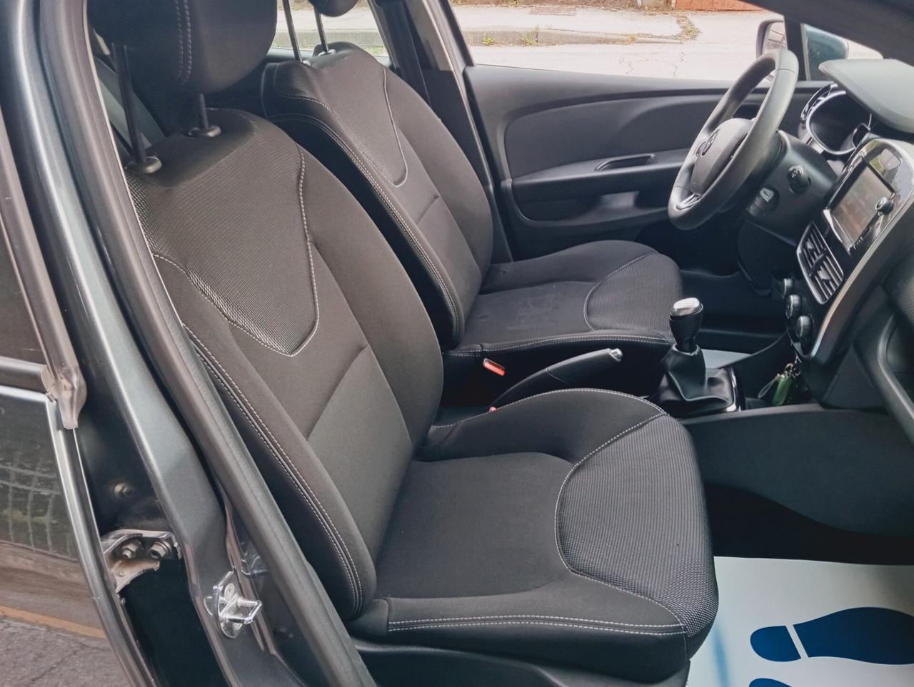 Renault Clio Sporter dCi 8V 75 CV Moschino Intens