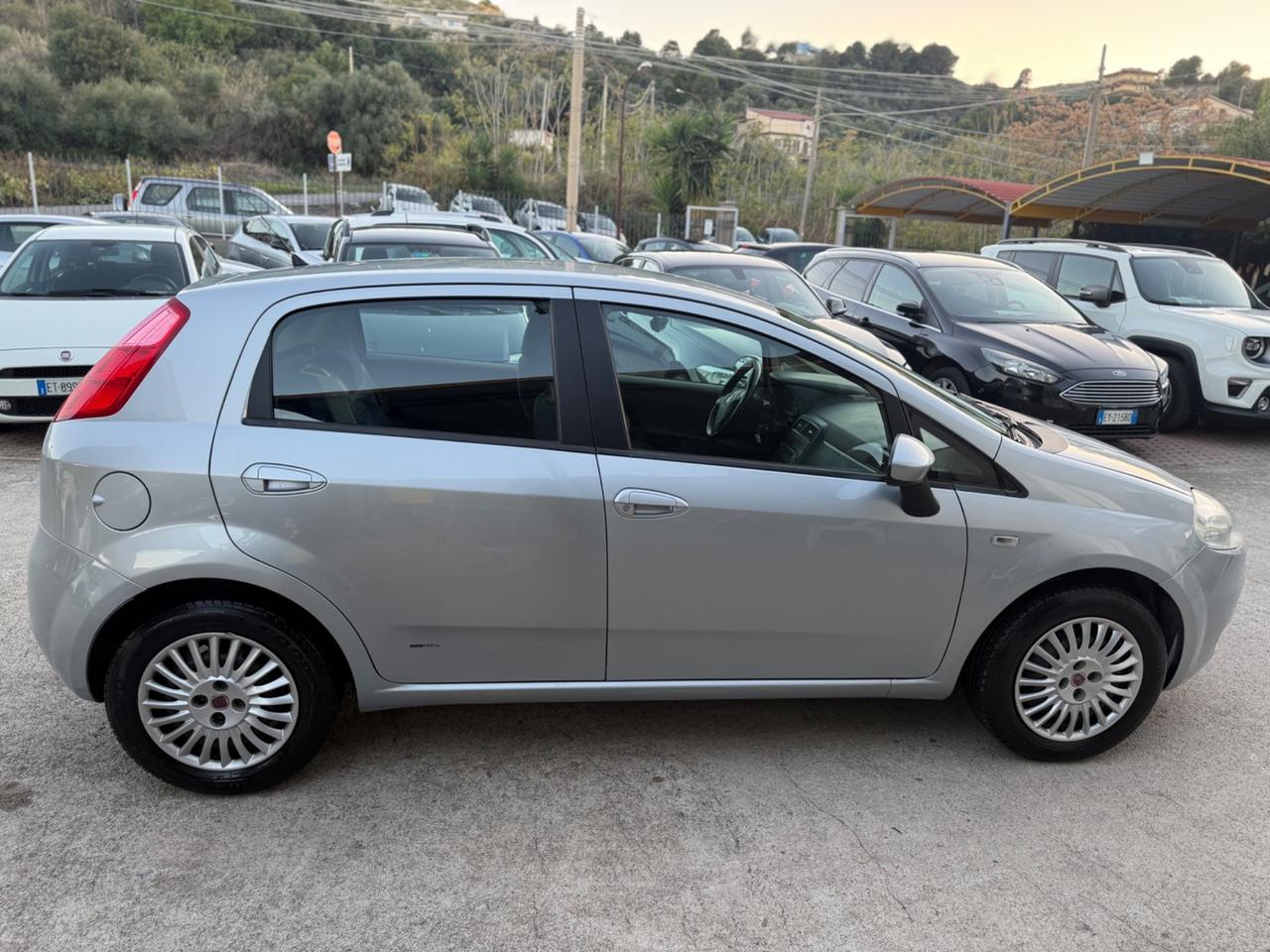 Fiat Grande Punto 1.2 5 porte Dynamic KM CERTIF