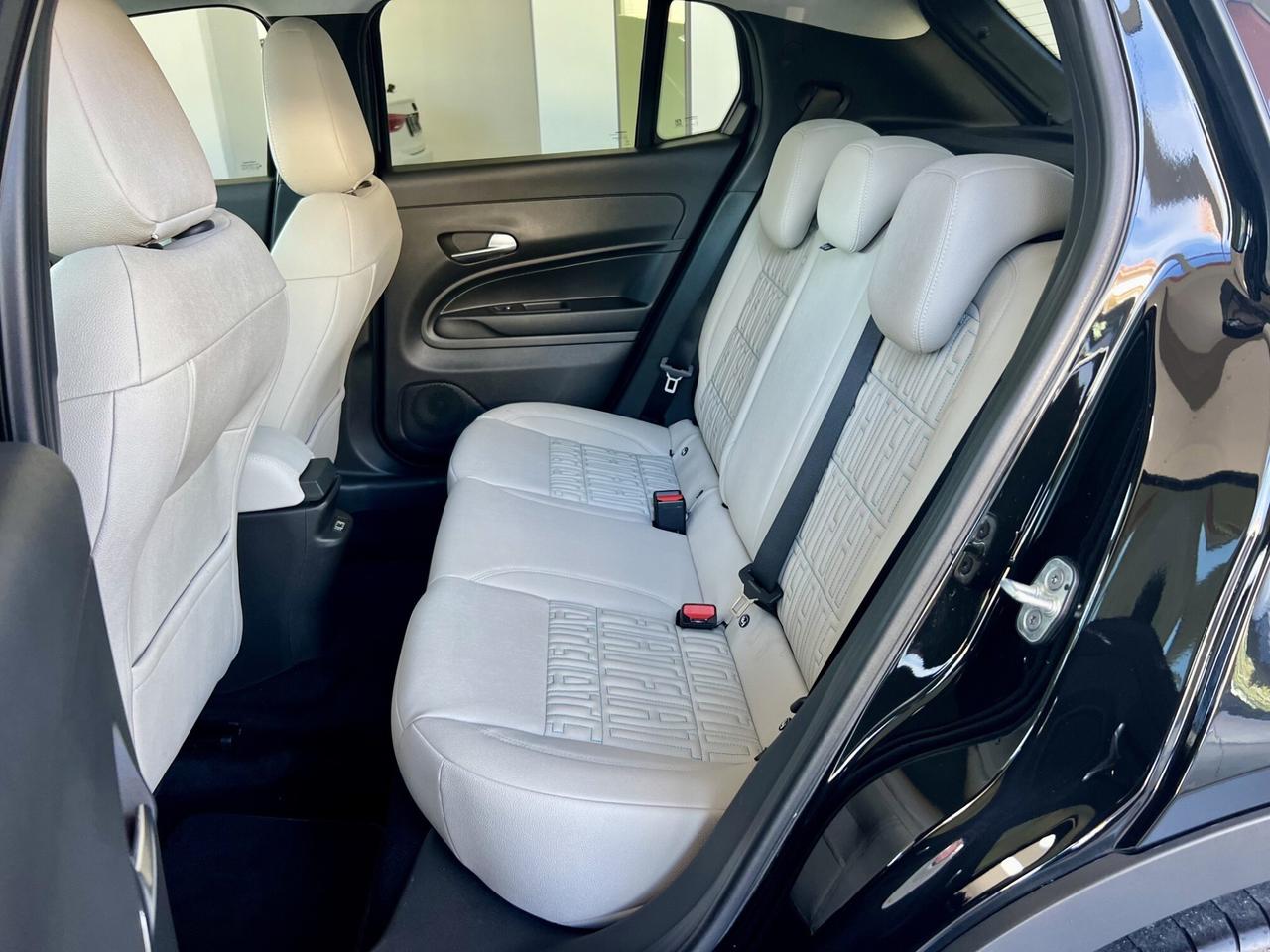 FIAT 600 HYBRID MHEV LA PRIMA - 2024