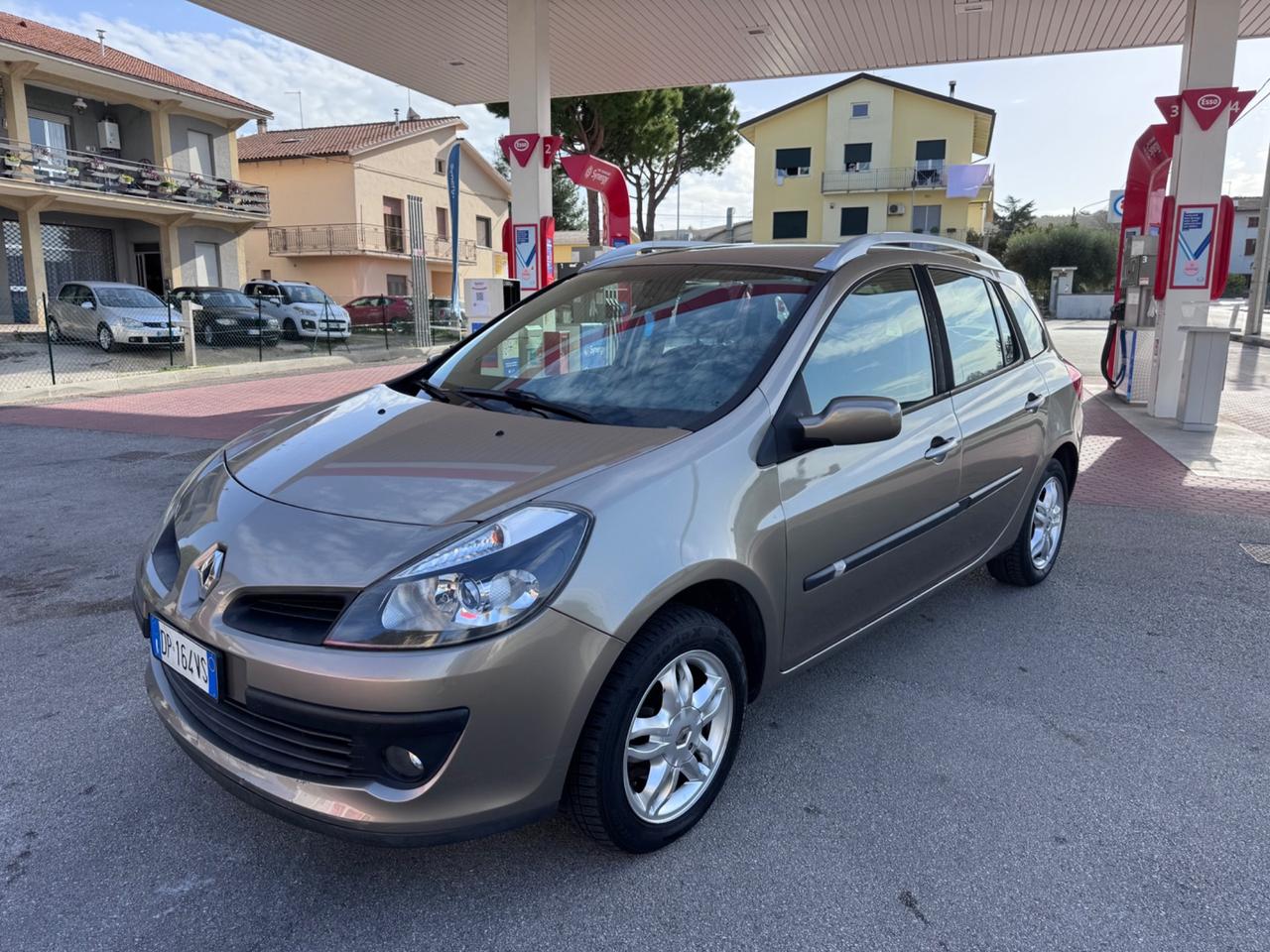 Renault Clio 1.2 16V SporTour Confort