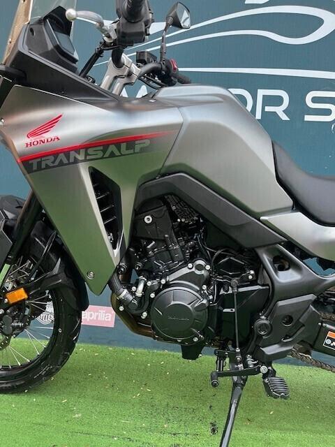 Honda Transalp 750 ABS UNICO PROPRIETARIO 4.000 KM