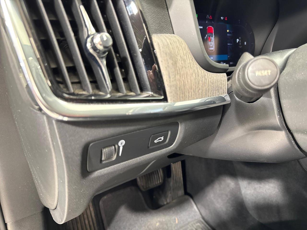 Volvo V90 Cross Country 2.0 b4 Business Pro awd