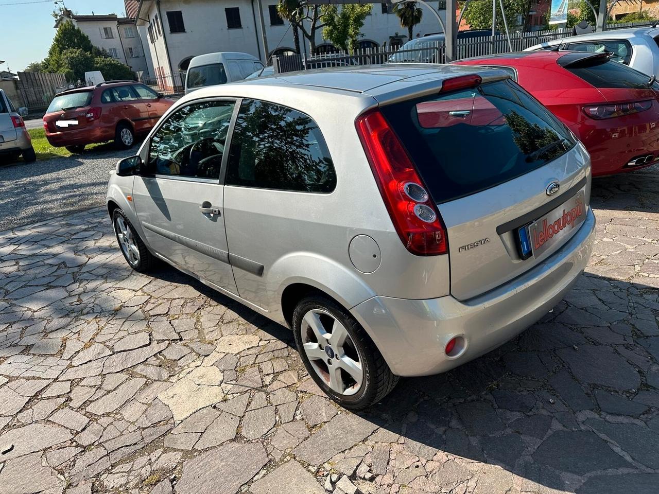 Ford Fiesta 1.2 16V 3p. Titanium