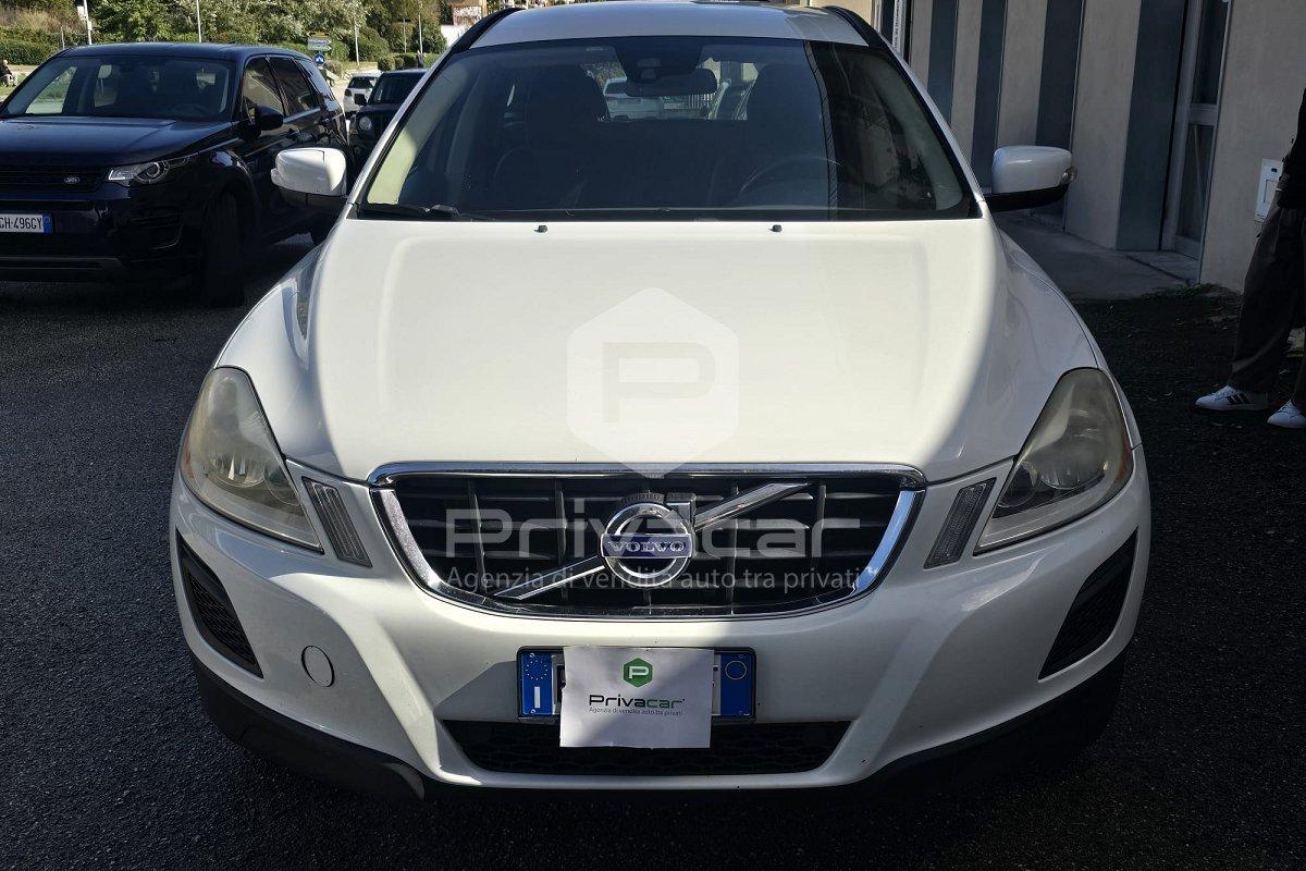VOLVO XC60 D4 AWD Geartronic Momentum