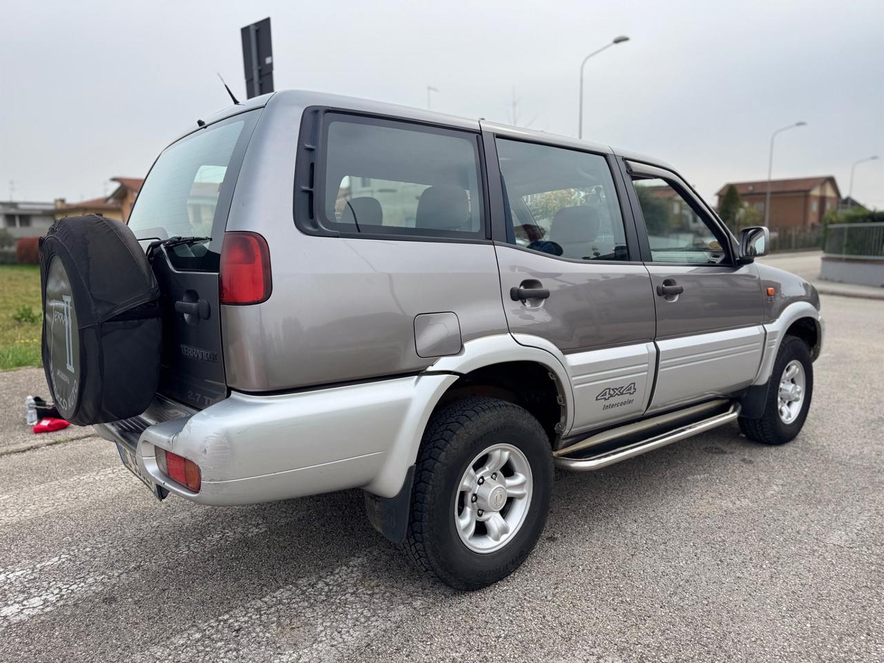 Nissan Terrano II 2.7 Tdi 5 porte SE 7 posti