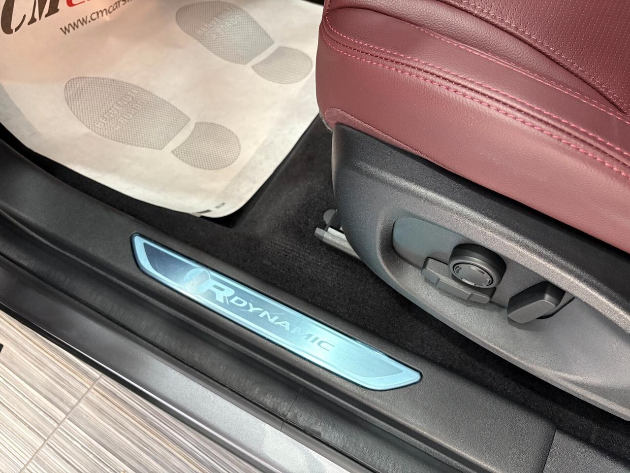 Jaguar E-Pace 2.0 i4 Mhev 200cv AWD auto R-Dynamic HSE ITALIANA