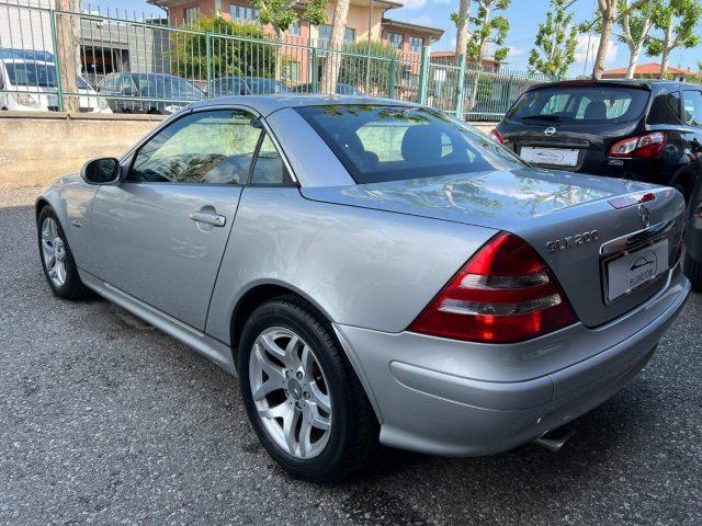 MERCEDES-BENZ SLK 200 Special Edition Uniproprietario