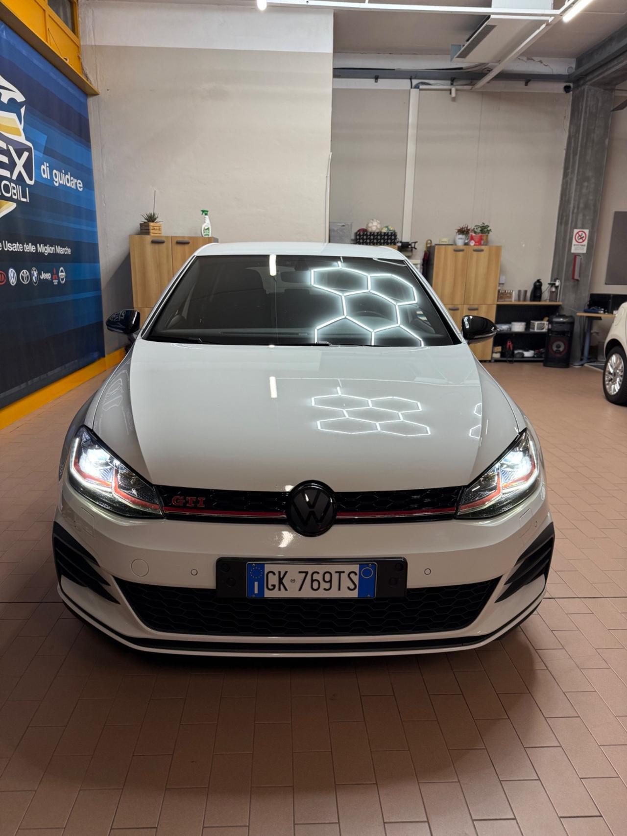 VW Golf Vll GTI 2.0TSI 245cv DSG E6