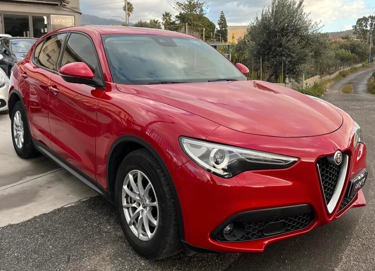 Alfa Romeo Stelvio 2.2 Turbodiesel 150 CV AT8 RWD Business