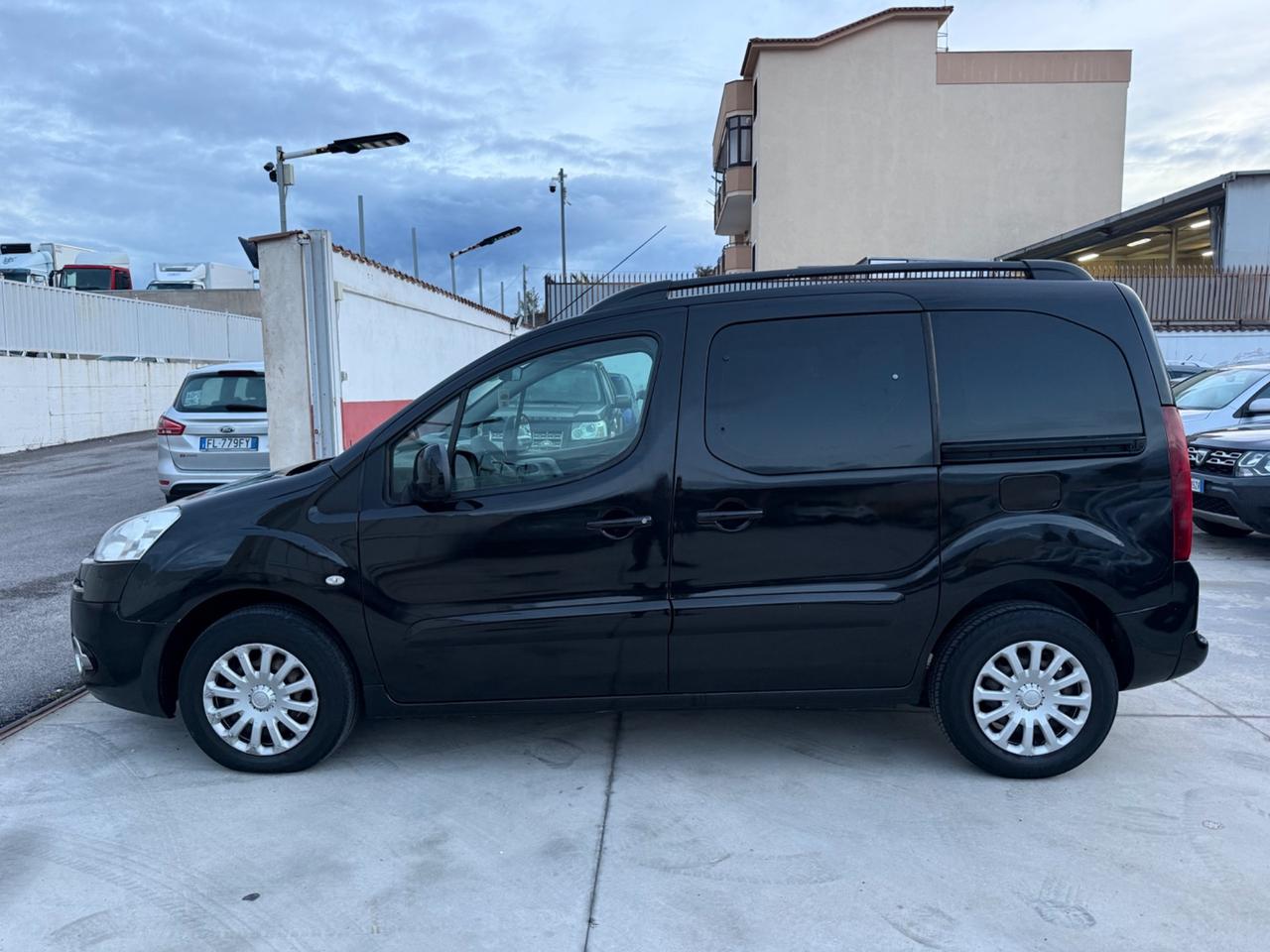 Peugeot Partner 1.6 HDi 92CV AUTOCARRO