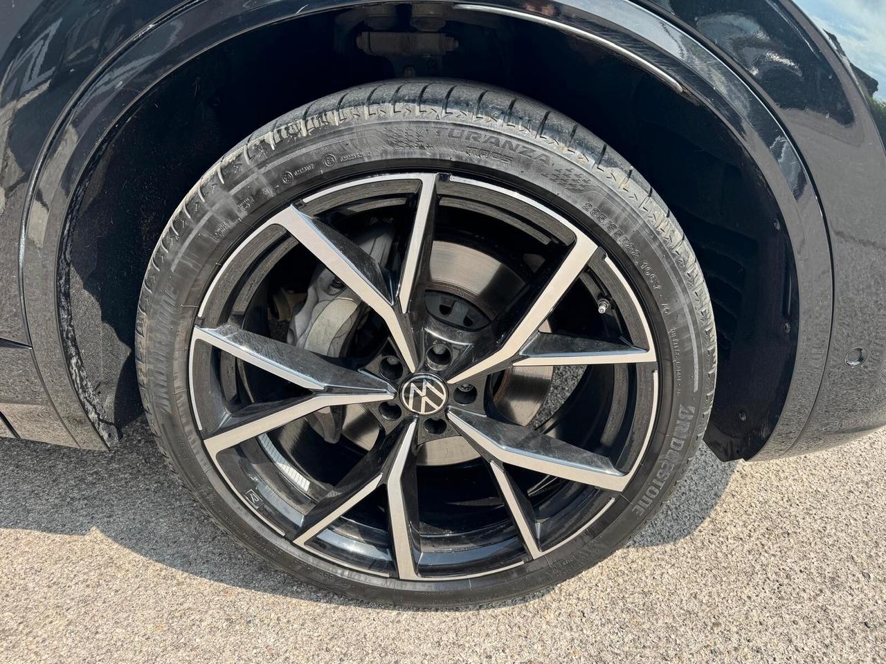 Volkswagen Touareg 3.0 V6 TSI R LINE