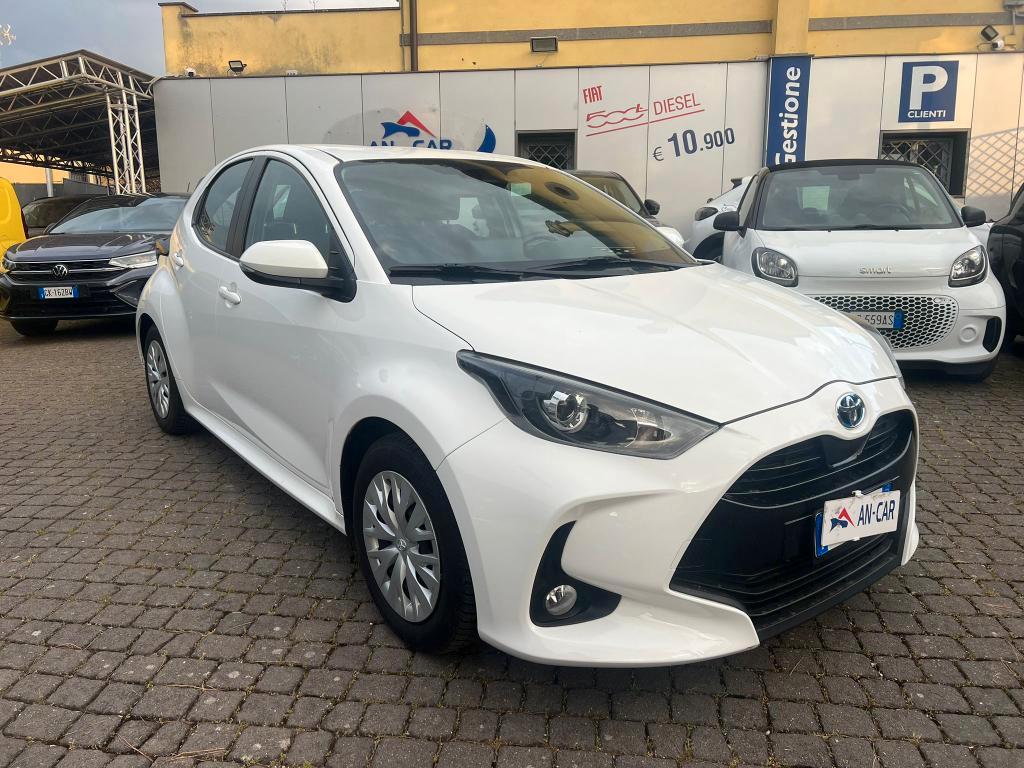 Toyota Yaris 1.5h Business