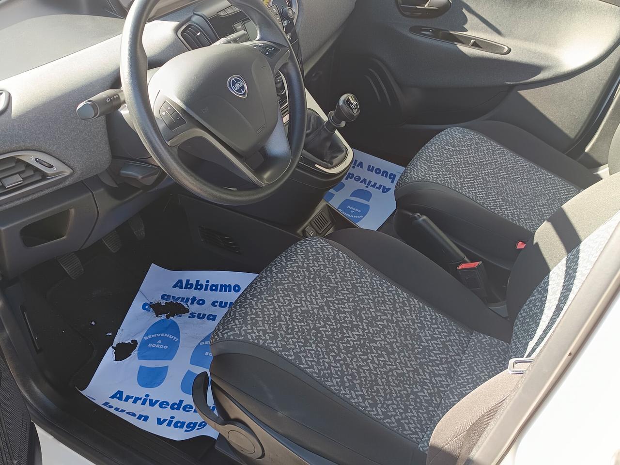 Lancia Ypsilon 1.2 69 CV 5 porte GPL Ecochic Gold