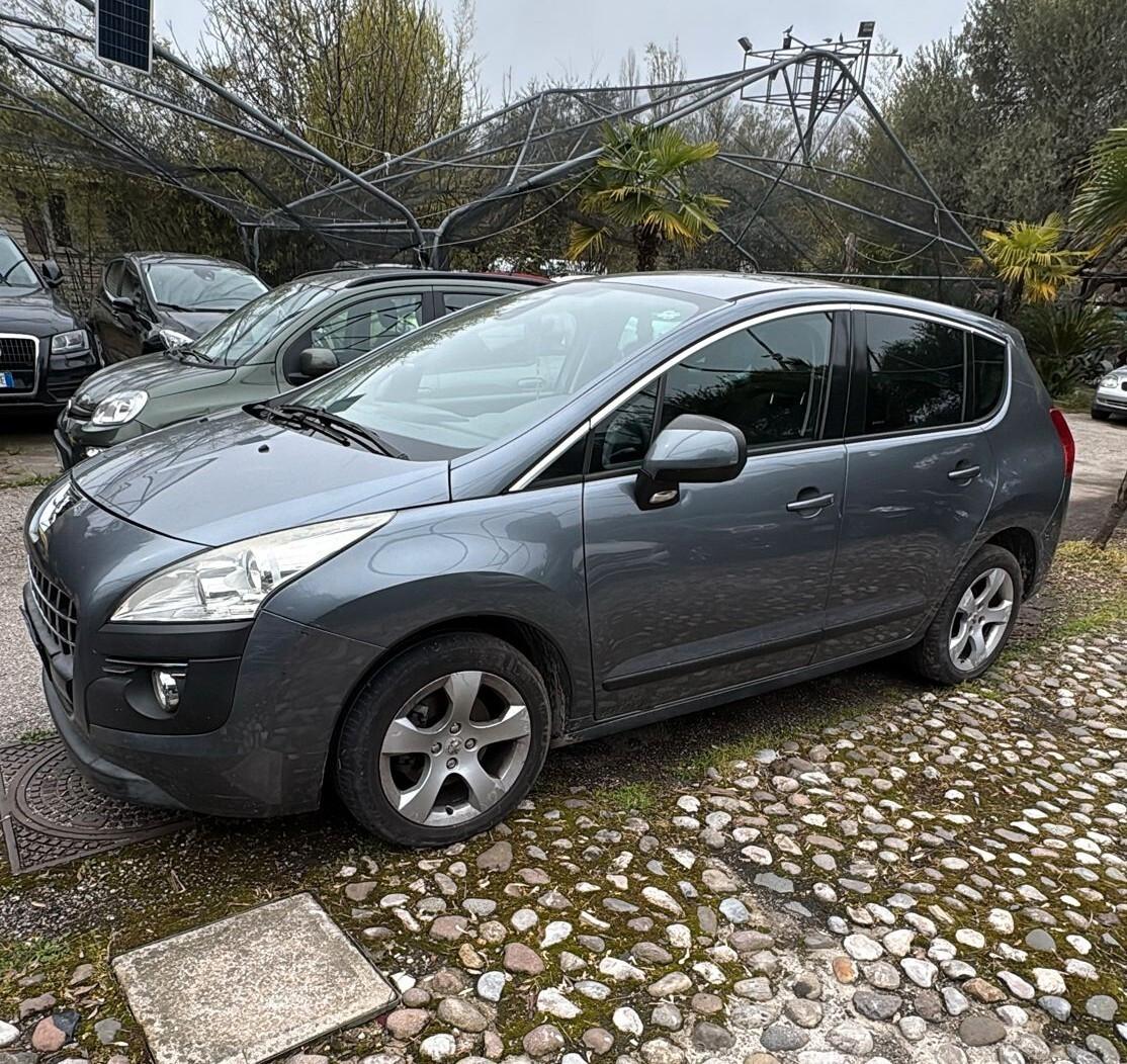 Peugeot 3008 2.0 HDi 150CV Business