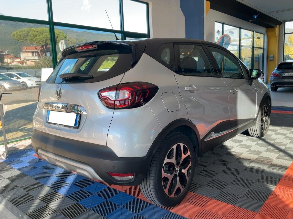 Renault Captur 1.5 90CV dCi EDC Energy Initiale Paris