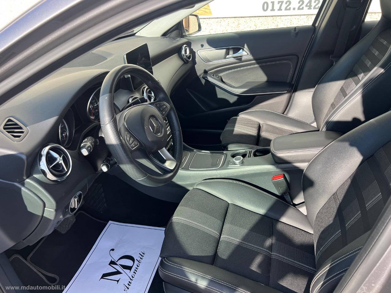 MERCEDES-BENZ GLA 180 Sport AUTOMATICA LED 18