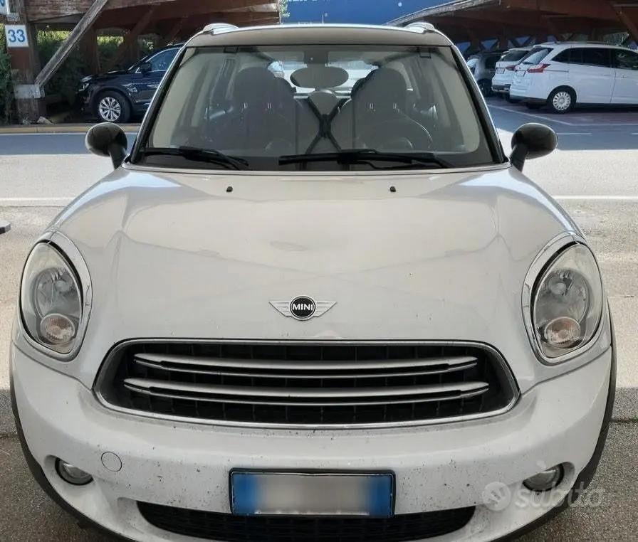 MINI COUNTRYMAN D