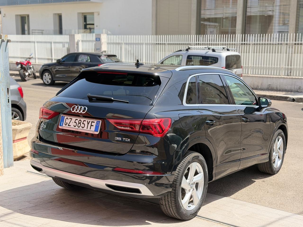 Audi Q3 2.0 tdi S-tronic Business Advanced-mod.2020 MATRIX/CAR PLAY