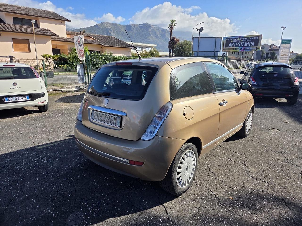 LANCIA YPSILON 1.2BENZINA 60CV 44KW OKNEOPATE-2007