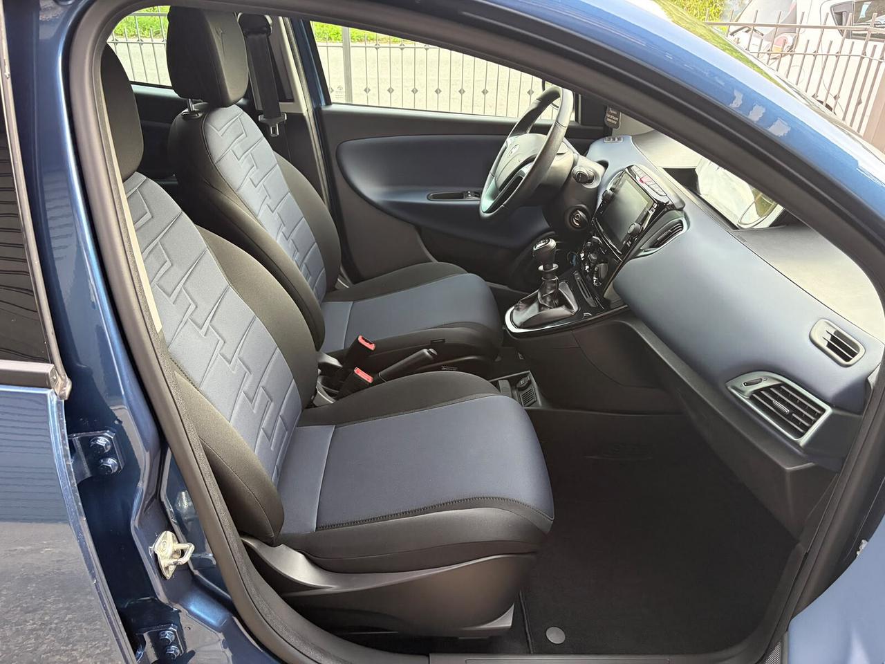 Lancia Ypsilon 1.2 Gpl 69CV 5 porte Ecochic
