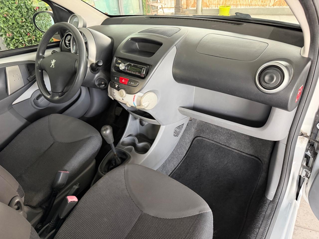 Peugeot 107 1.0 68CV 5p. Plaisir