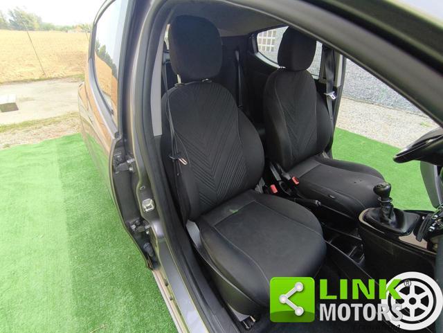 LANCIA Ypsilon ECO CHIC GOLD