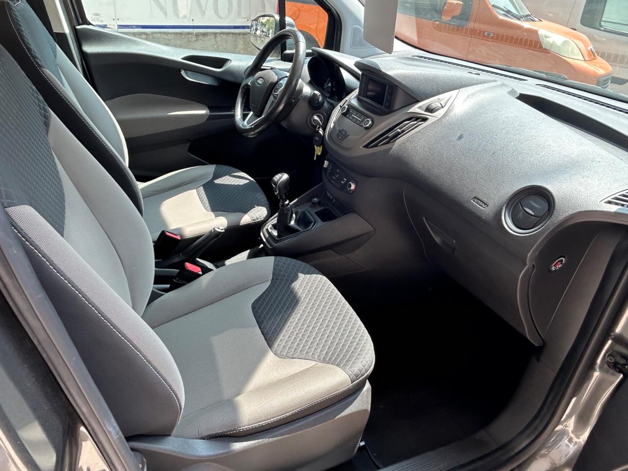 Ford Tourneo Courier 1.5 TDCI “ 40.000 KM “