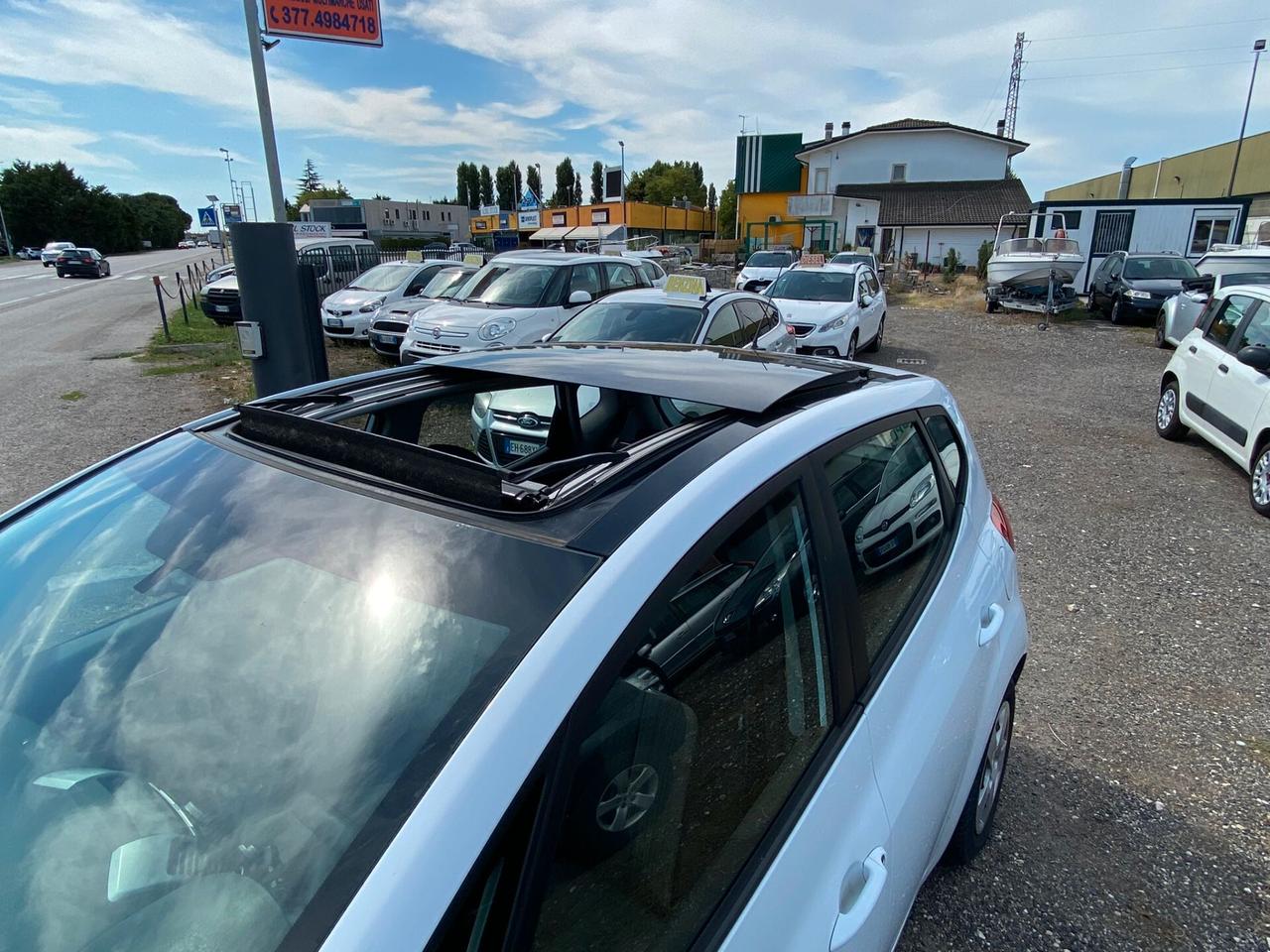 Kia Venga 1.4 GPL Cool