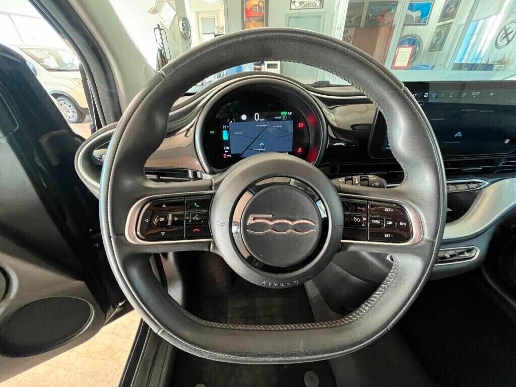 Fiat 500e Berlina 42 kWh Icon