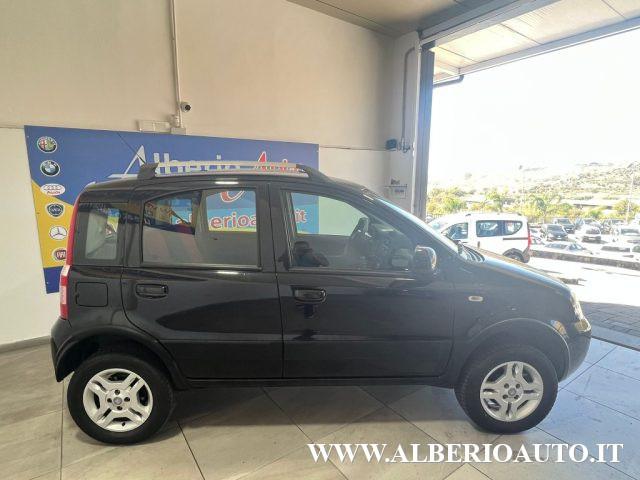 FIAT Panda 1.3 MJT 16V 4x4 Climbing