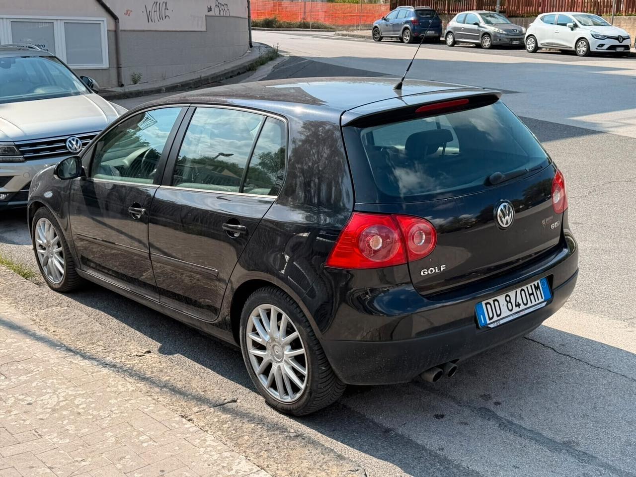 Volkswagen Golf 2.0 16V TDI 5p. Sportline