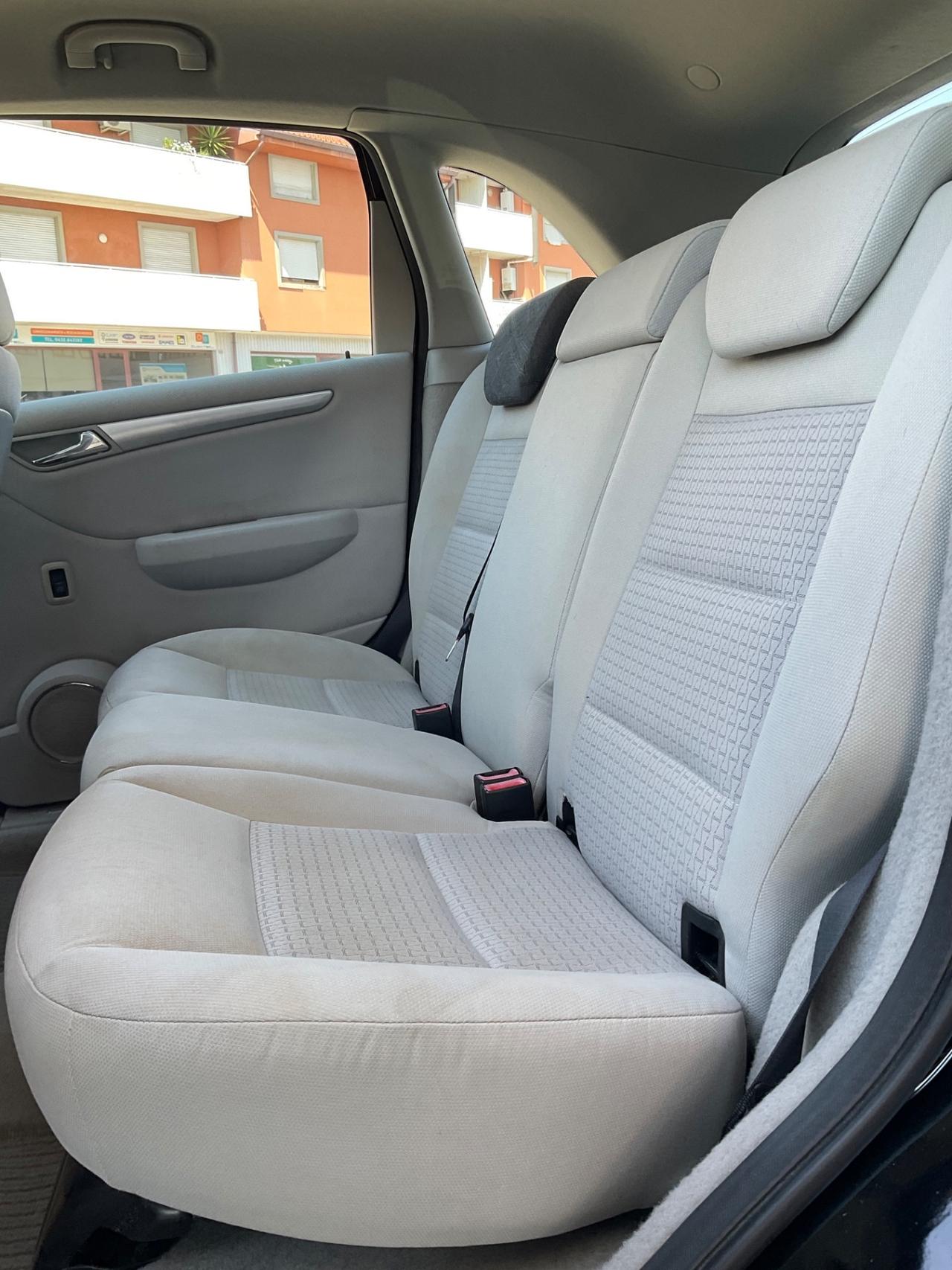 Mercedes-benz B 180 BlueEFFICIENCY Executive