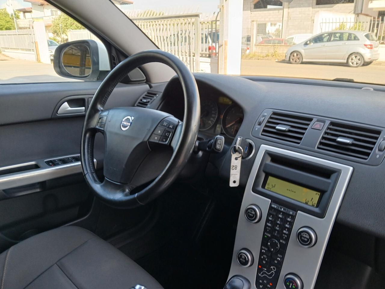 VOLVO V50 S.W. 2.000 TDI 136cv Km139.000