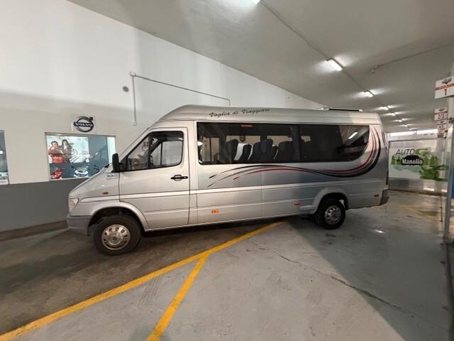 Mercedes Benz 17 posti OTTIMO