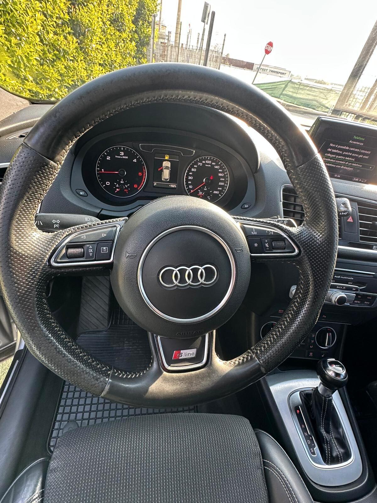 Audi Q3 2.0 TDI 150 CV quattro STRONIC S-LINE INT-ESTERNO 2015 FARI matrix LED-INT PELLE