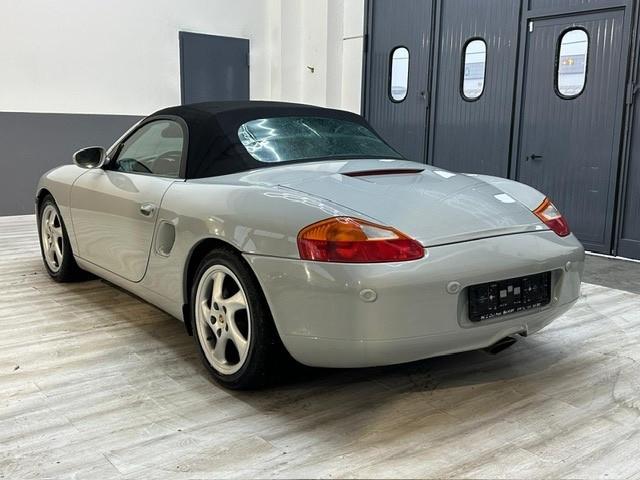Porsche Boxster 2.5i 24V cat