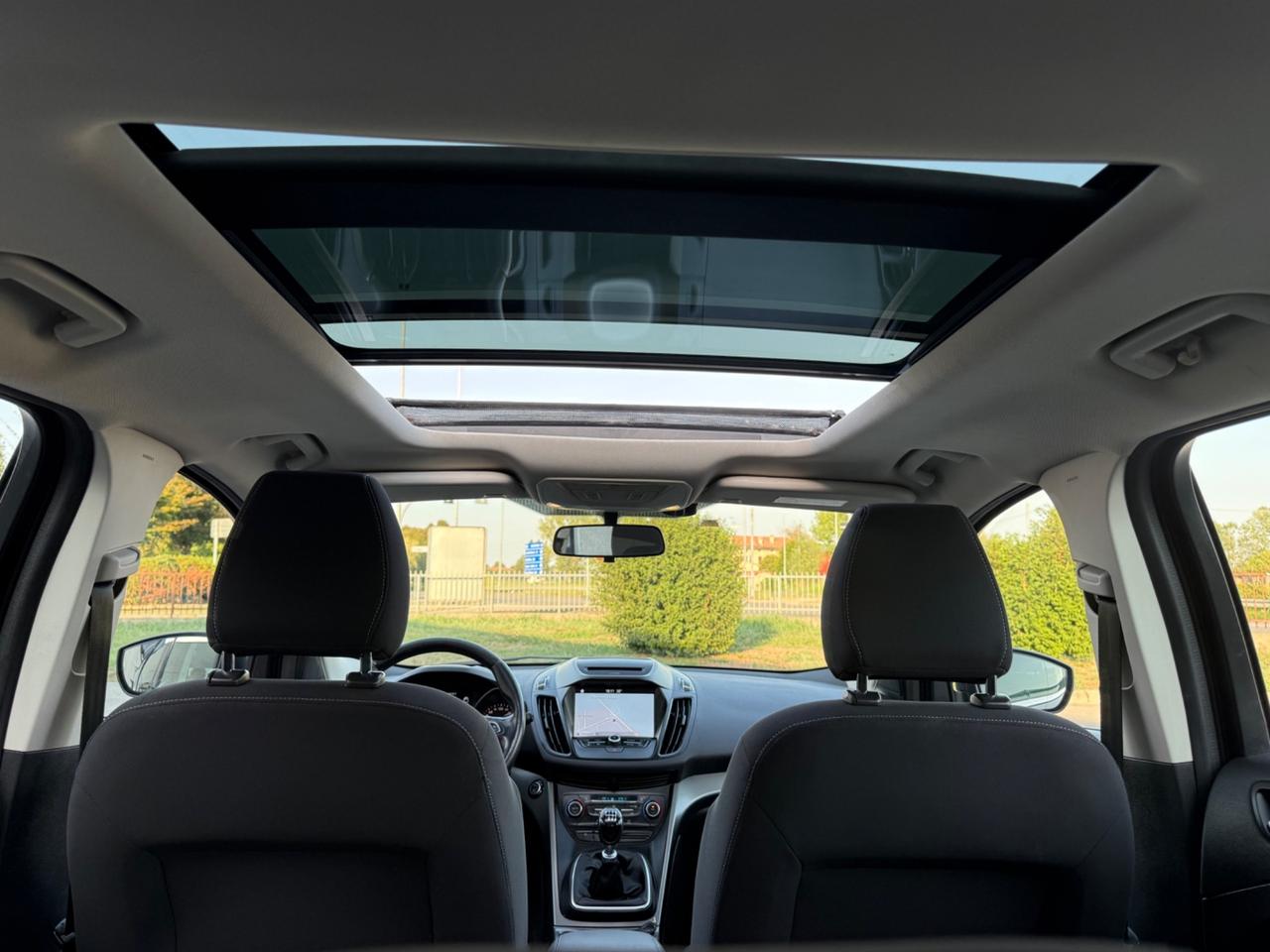 Ford Kuga 1.5 TDCI 120 CV 2WD Titanium Tetto Apribile