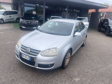 Volkswagen Jetta 1.6 Trendline GPL