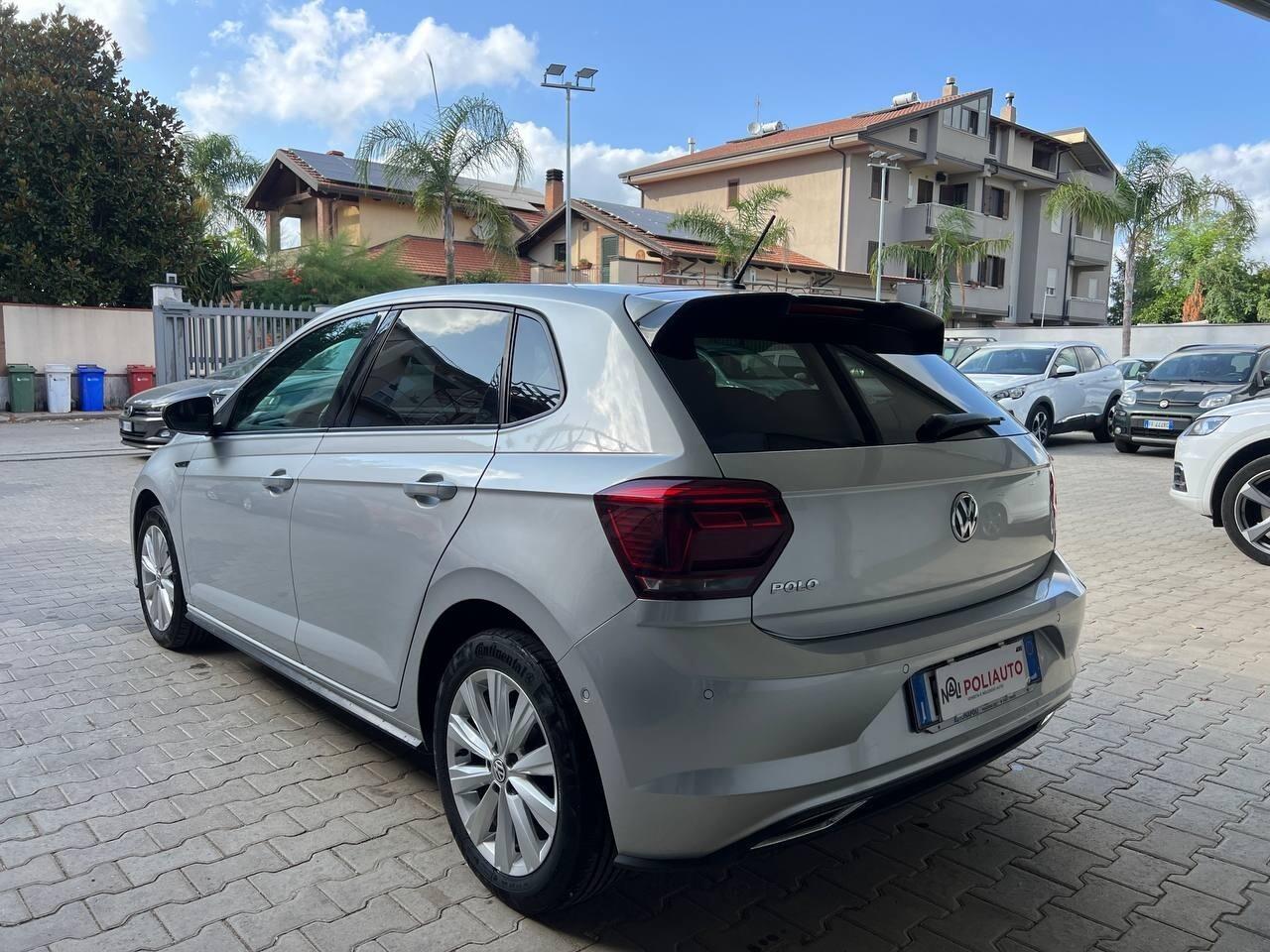 VOLKSWAGEN Polo 1.0 TSI 5P Rline