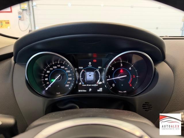 JAGUAR - F-Pace 2.0d i4 R-Sport awd 180cv auto my18